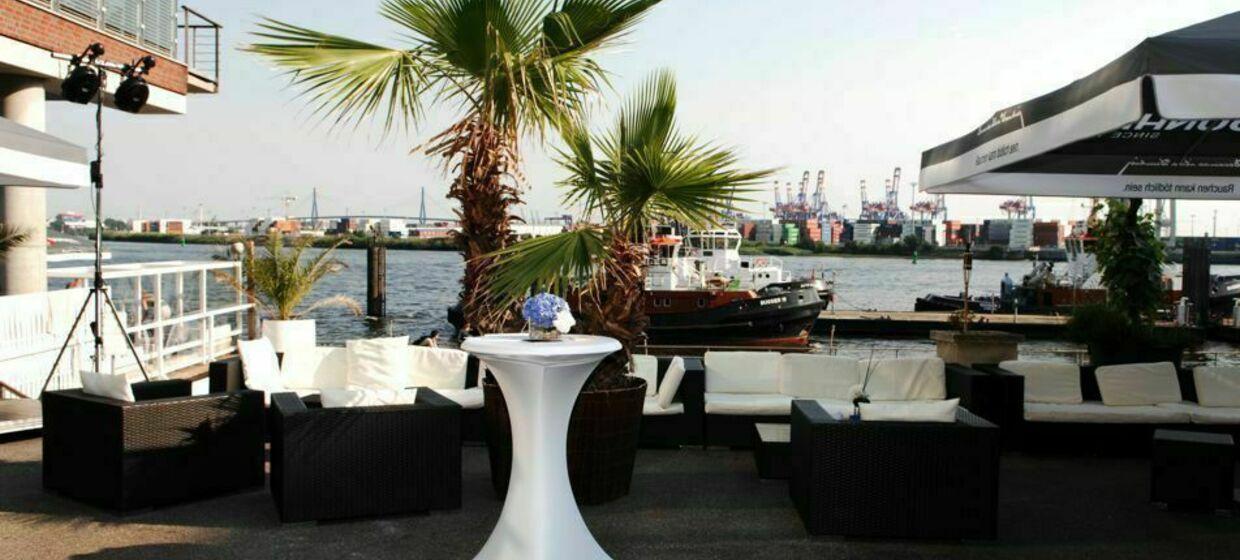 IndoChine waterfront + restaurant 4