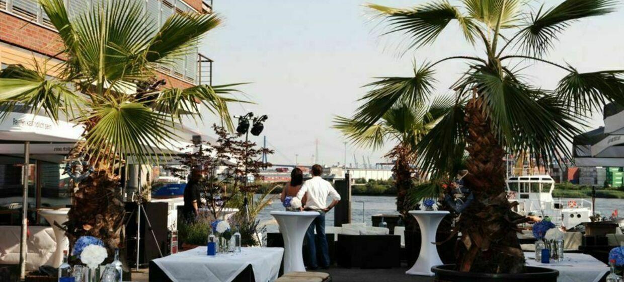 IndoChine waterfront + restaurant 3