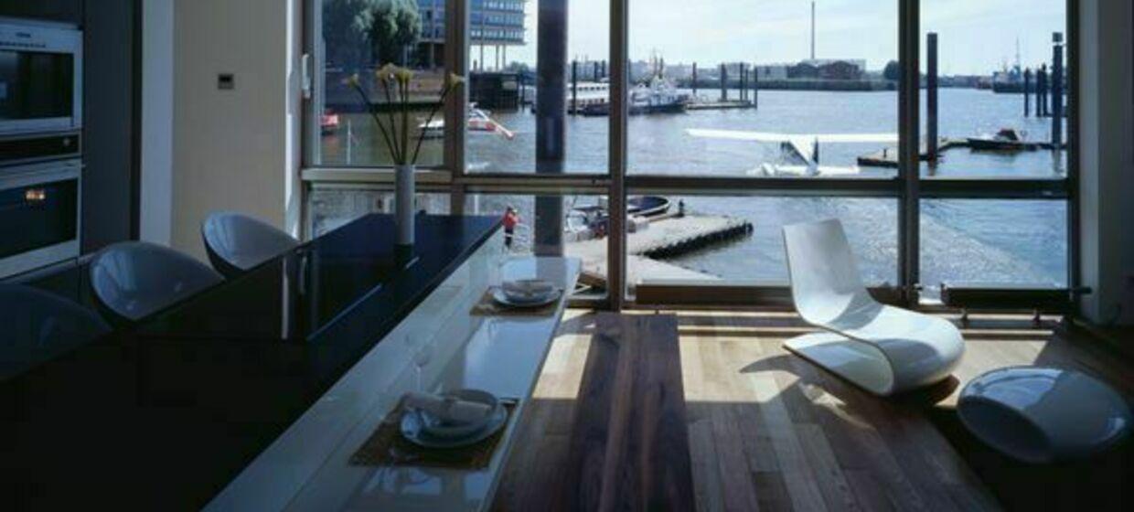 Floating Homes 5