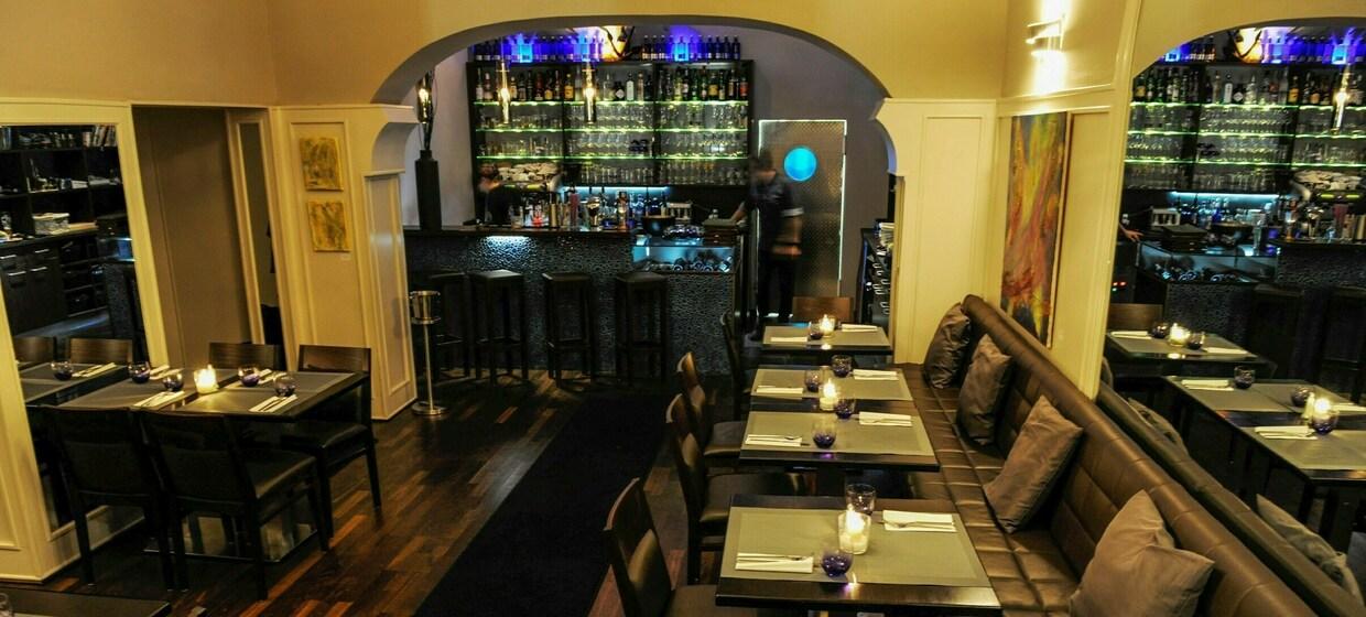 Oceans Restaurant Bar & Lounge 6