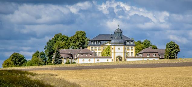Schloss Jägersburg 1