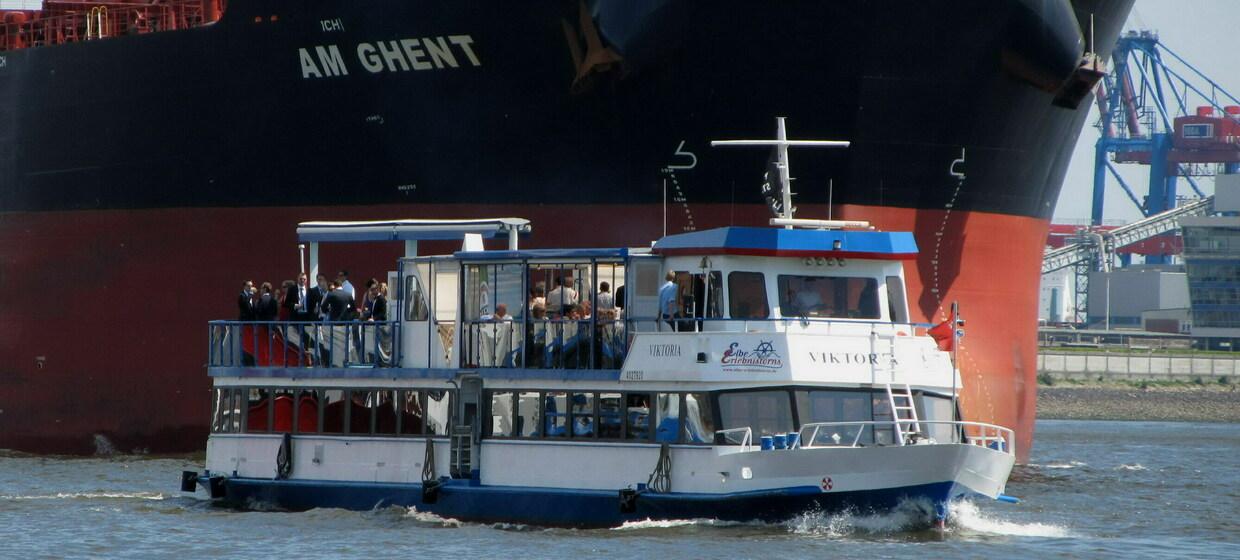 Bordparty im Hamburger Hafen 4