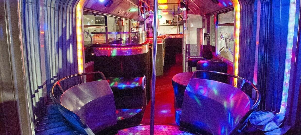 Partybus Club and Line 4