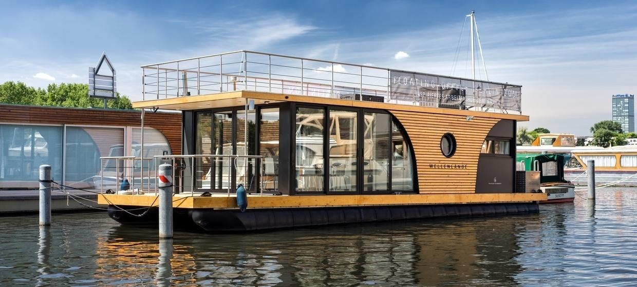 The Floating Office 2