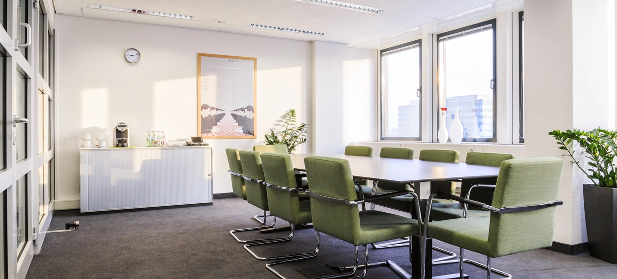 Business Center Auf Der Ko Dusseldorf Regus Konigsallee 106 In Dusseldorf Mieten Bei Event Inc