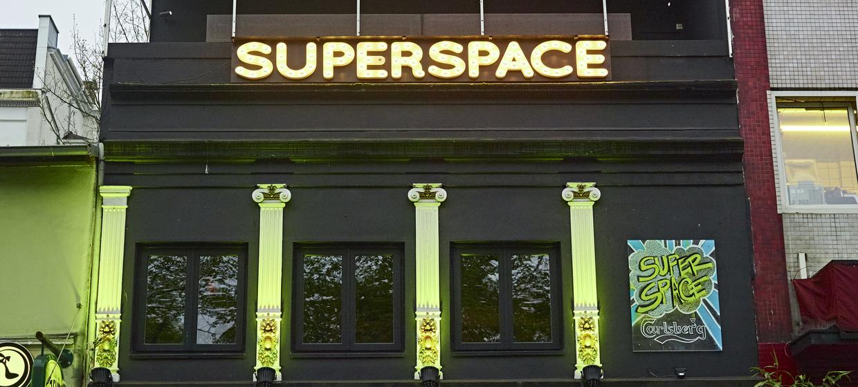 Superspace 15