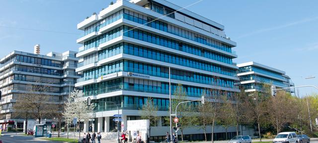 Munich Business School  14