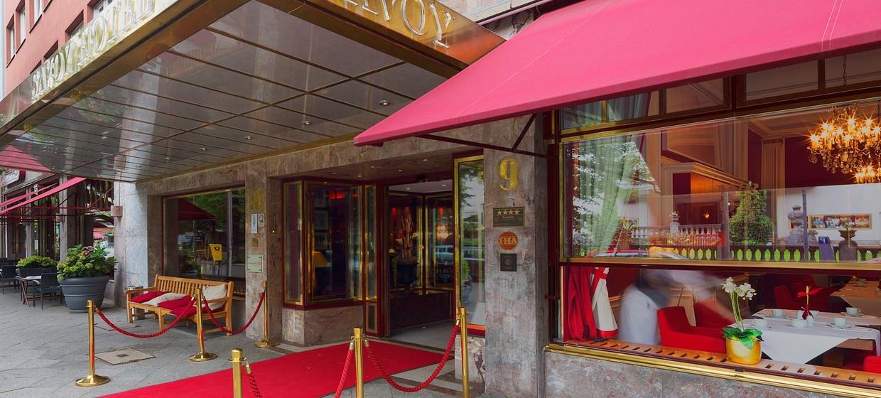 Savoy Hotel Berlin – Conference & Restaurant Weinrot 15