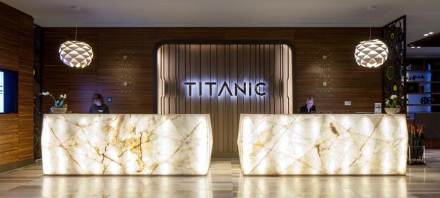 TITANIC Chaussee Berlin in Berlin 13