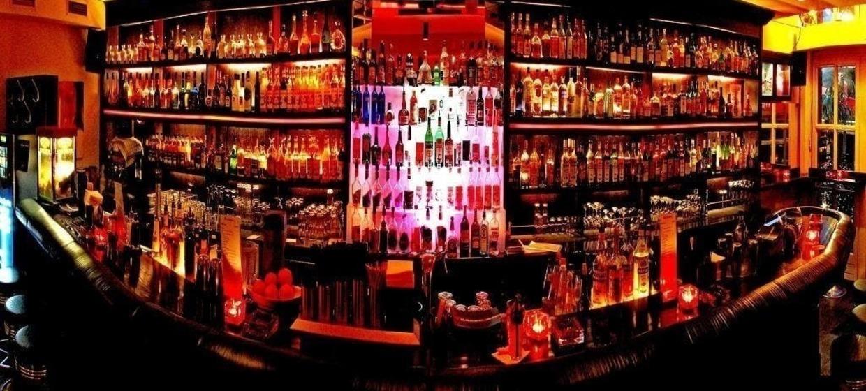 Cocktrail Bar  3
