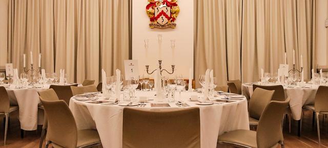 A luxurious venue for dinners, receptions and conferences 8