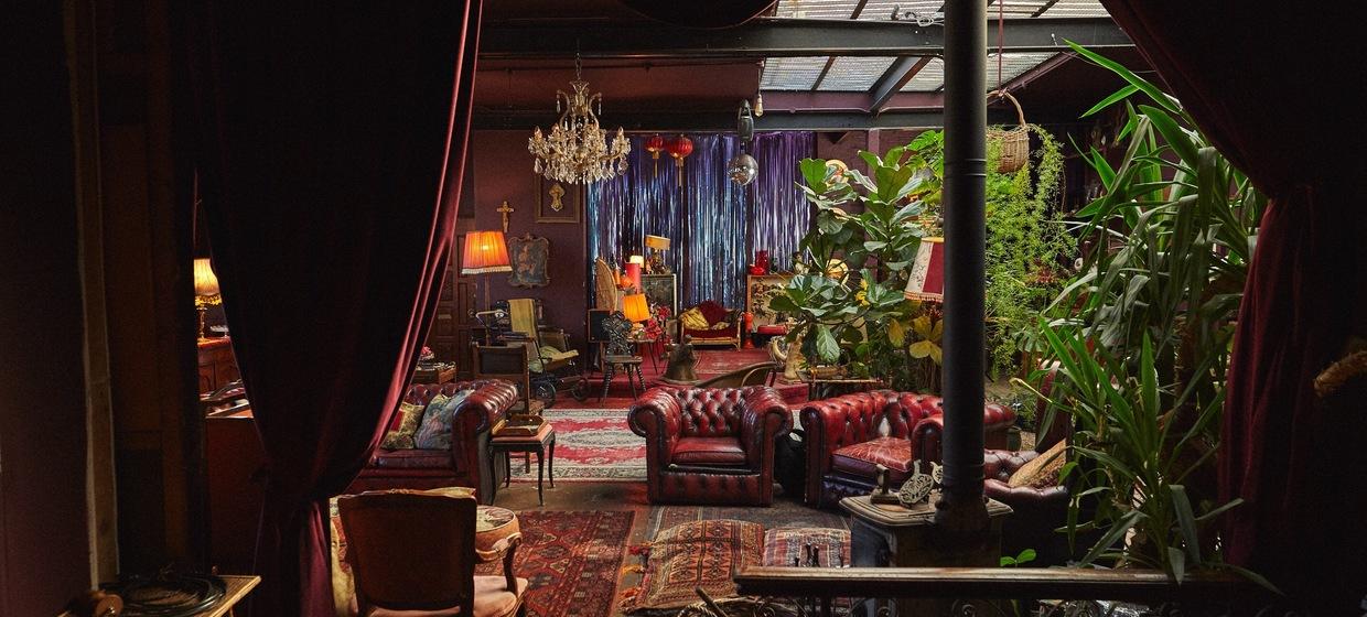 A Decadent Space for Creative Events 1