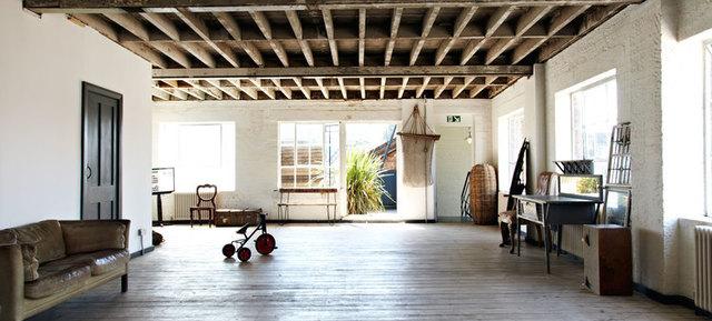 Characterful warehouse with roof deck 1