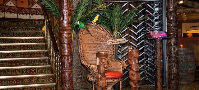 Vibrant Polynesian Bar with Private dining  7