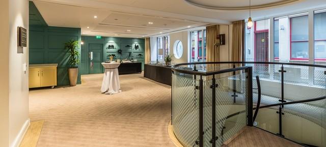 Elegant Hotel with Flexible and Stylish Event Spaces 8