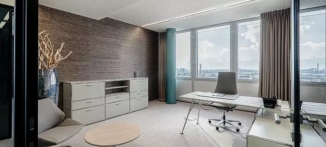 Meeting Am Rhein Dusseldorf Regus Seestern In Dusseldorf Mieten Bei Event Inc