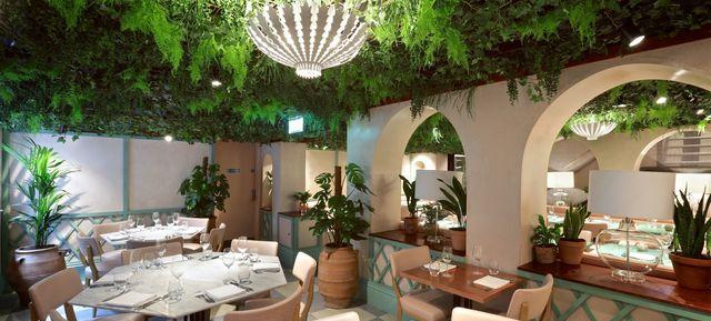 Stylish Restaurant with Private Garden Room  1