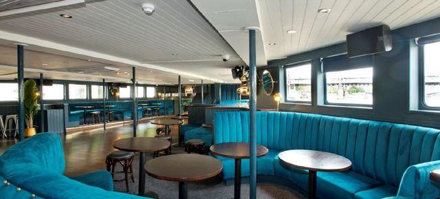 Charming Pub on a Boat in an Iconic Location  9