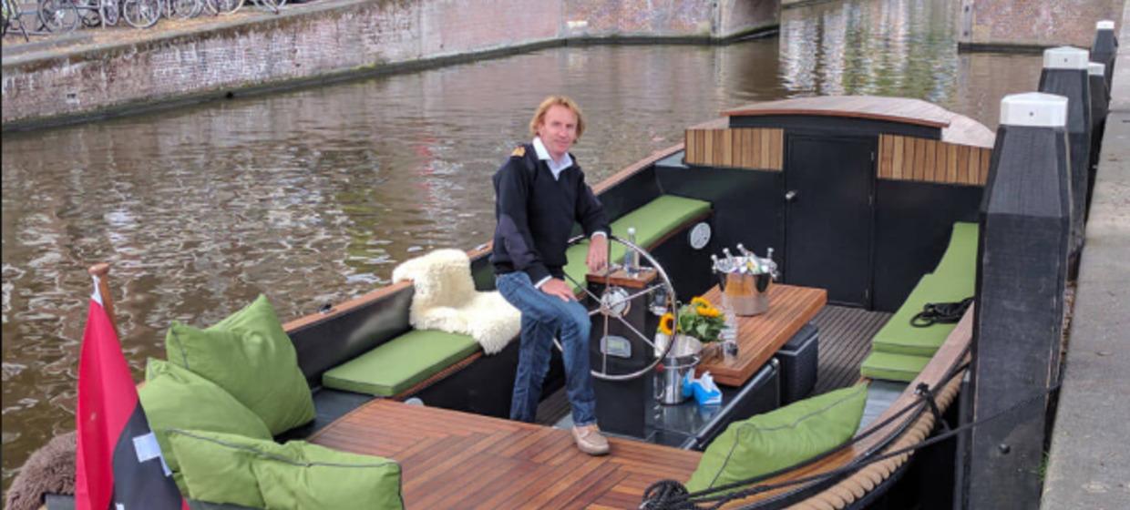 Drijvende Zakelijke Vergaderlocatie op Amsterdams water 3