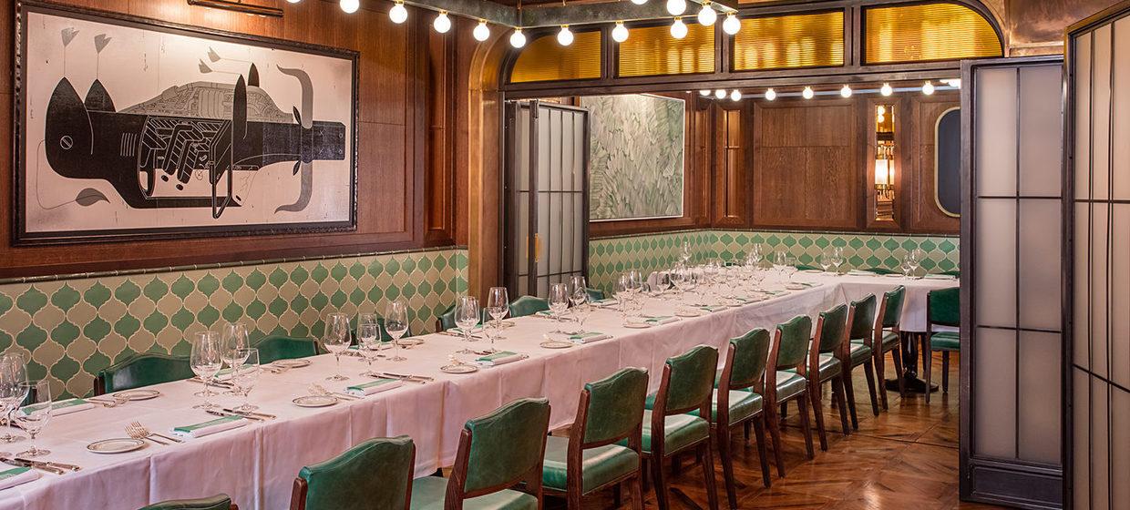 A Glamorous Restaurant with Private Dining Spaces 7