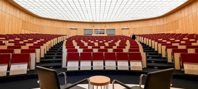 Bucerius Law School - Helmut Schmidt Auditorium 1