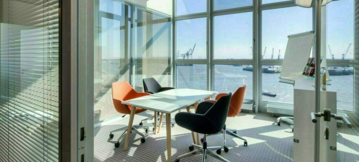 CS Business Center Hafencity - Queen Mary 1