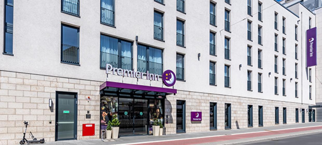 Premier Inn Düsseldorf City Ost 4