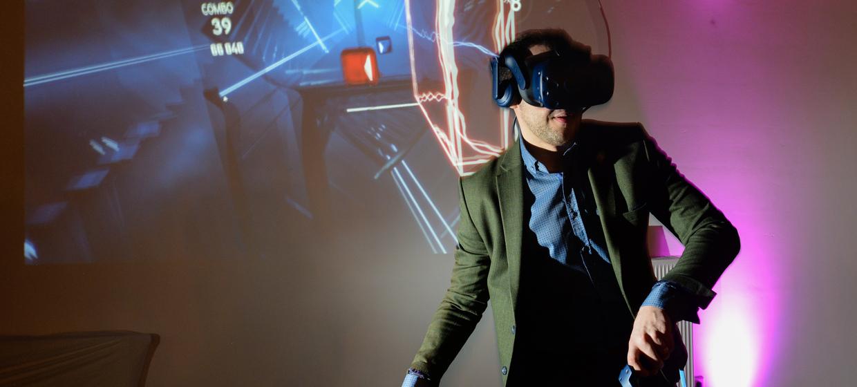 Virtual Reality Experience 5