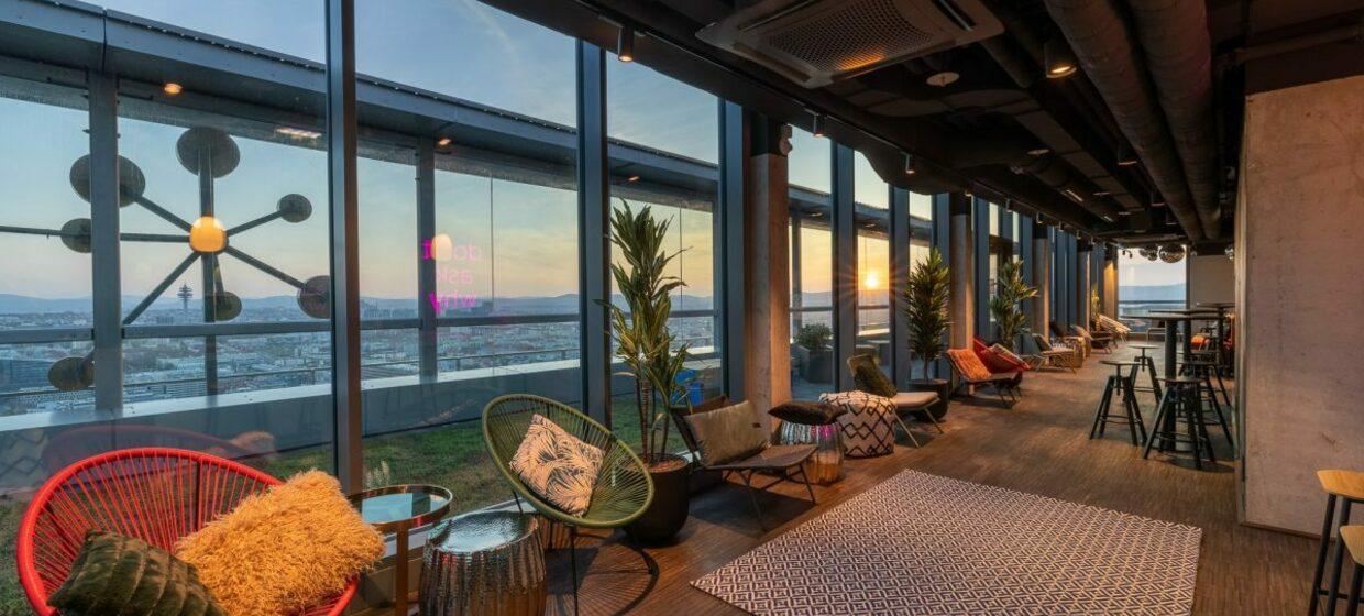 Treble Rooftop Bar 4
