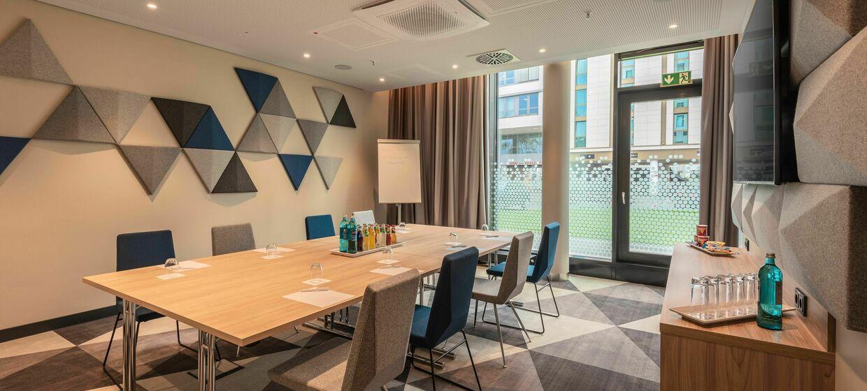 Holiday Inn Express Düsseldorf Hauptbahnhof 1