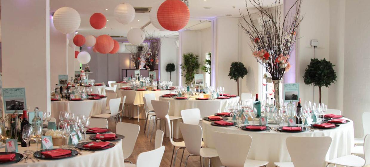 Iconic event space with panoramic views across the Thames 4