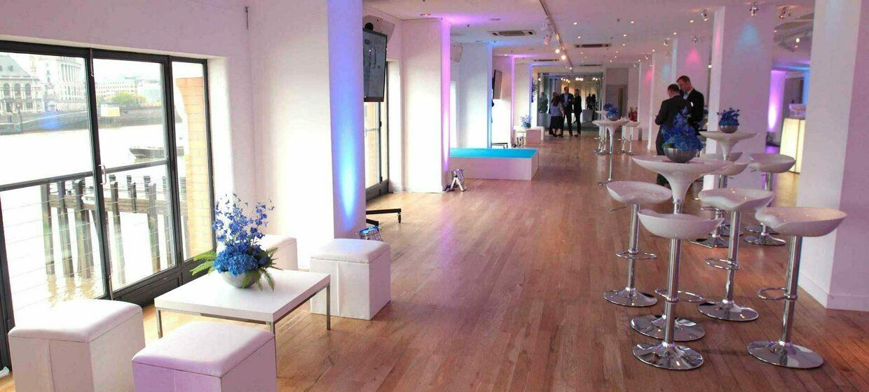 Iconic event space with panoramic views across the Thames 3