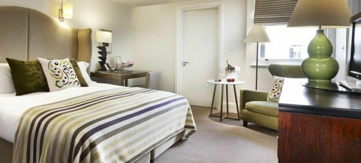 Classic Event Spaces with British Charm  12