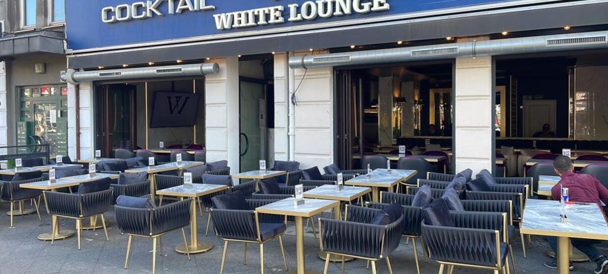 White Lounge 2