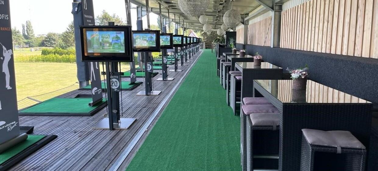 Golf Lounge Resort 30