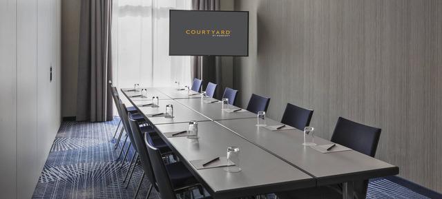 Courtyard by Marriott Hamburg City 3