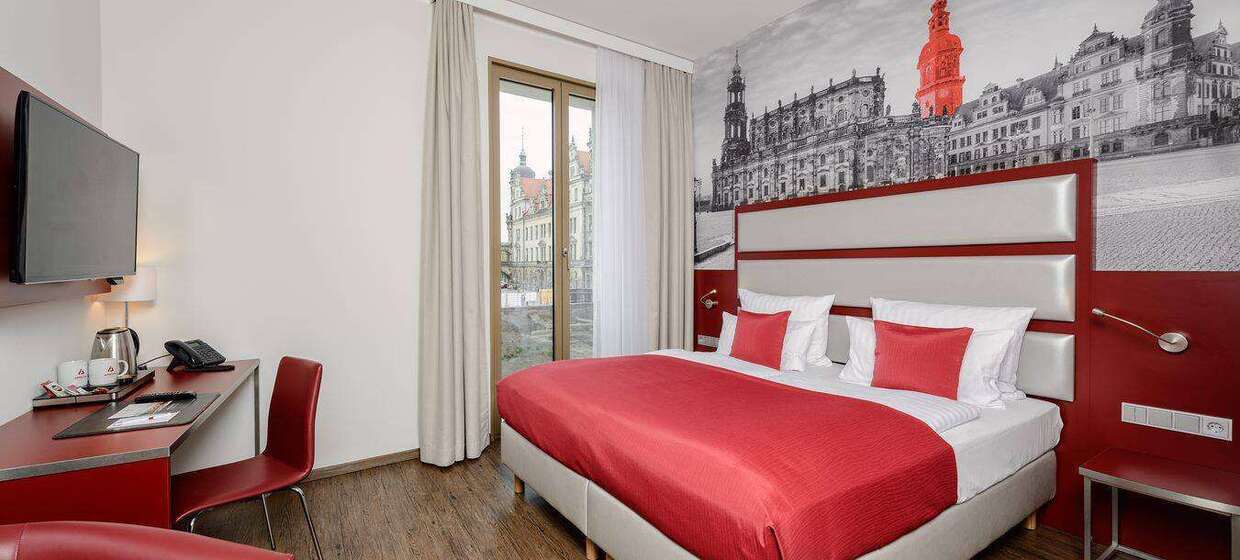 Zentrales Hotel mit umfassendem Service 12