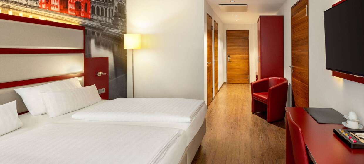 Zentrales Hotel mit umfassendem Service 23