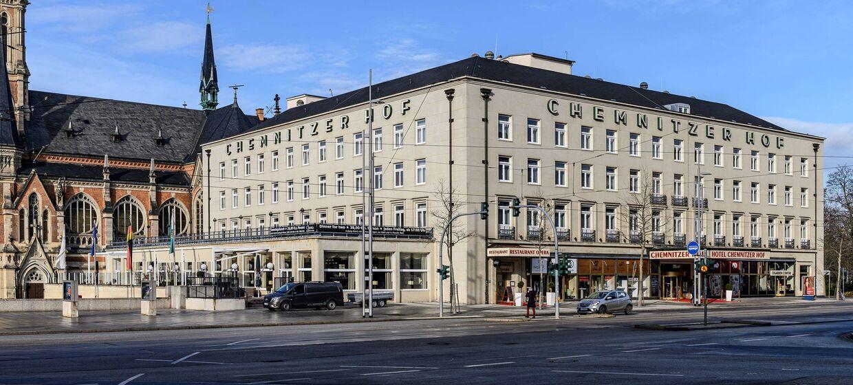 Zentrales Hotel mit umfangreicher Ausstattung 2