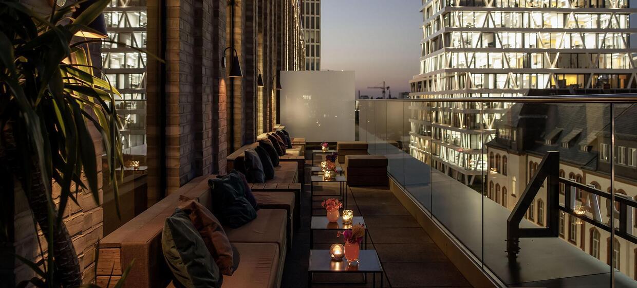 HOTEL AMANO GRAND CENTRAL 9