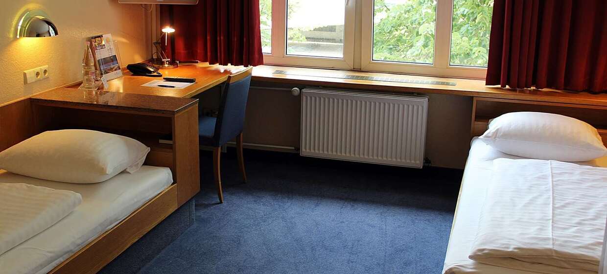 Zentrale Lage, 205 Zimmer, Fahrradverleih 15