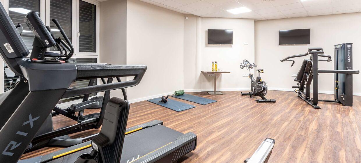 Zentrale Lage, 194 Zimmer, Fitnessstudio, Sauna 15