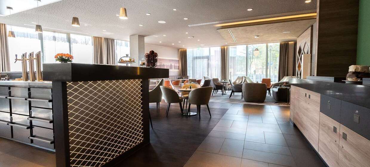 99 Zimmer, Restaurant, Bar, WLAN, Parkplätze 15