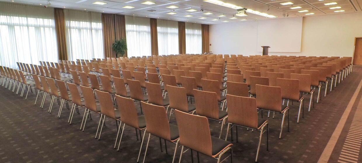 Businesshotel mit direktem Zugang Messe Hannover 40