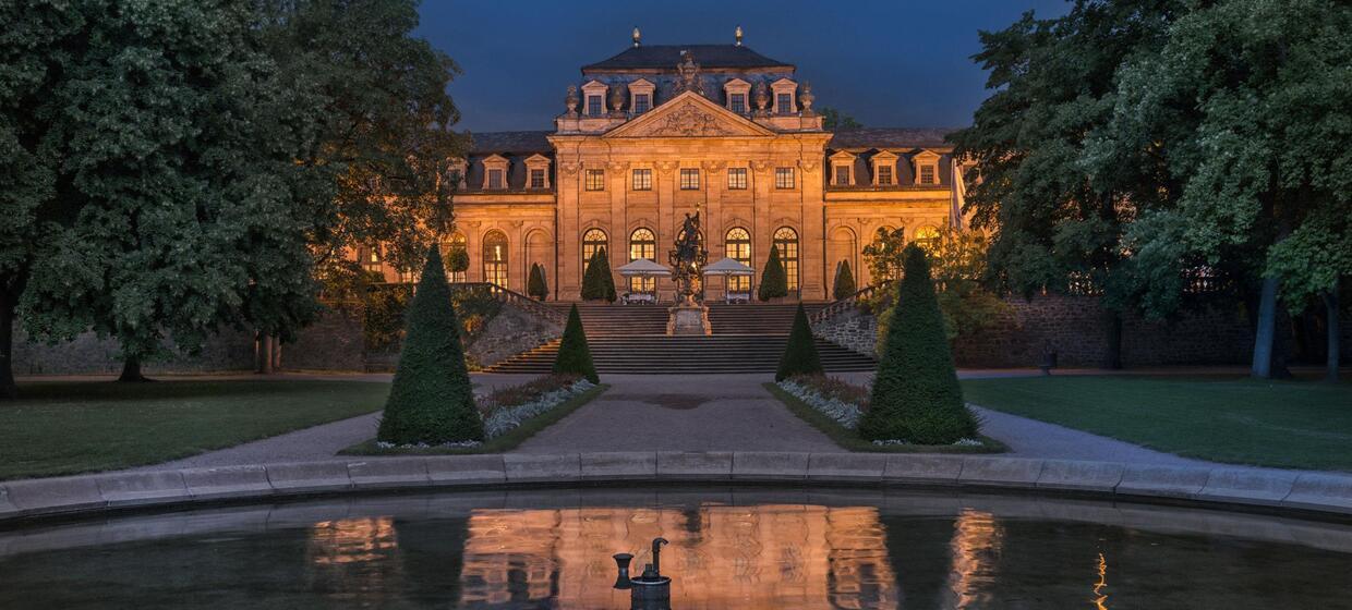 Hotel in Fulda mit Pools und Restaurant 6