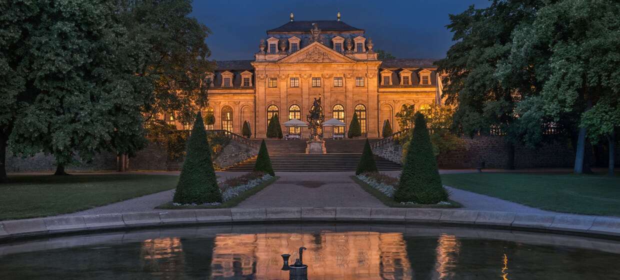 Hotel in Fulda mit Pools und Restaurant 35