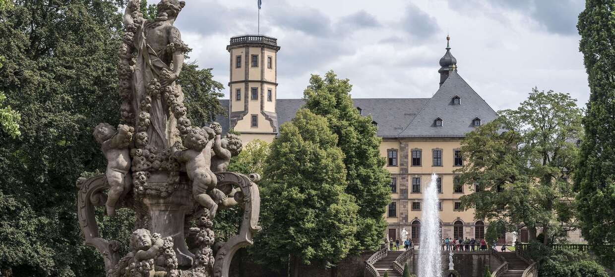 Hotel in Fulda mit Pools und Restaurant 61