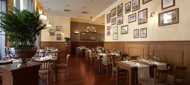 IntercityHotel Düsseldorf in Düsseldorf 8