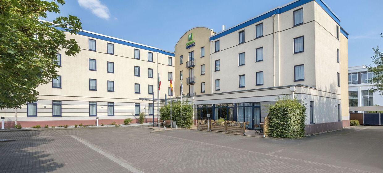 Holiday Inn Express Dortmund 9