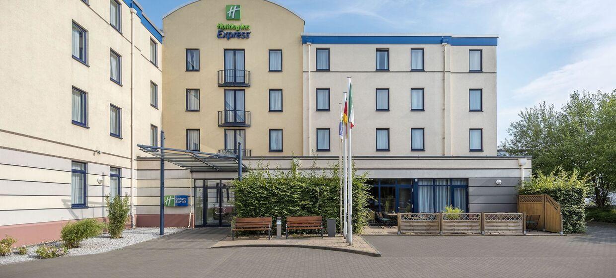 Holiday Inn Express Dortmund 10